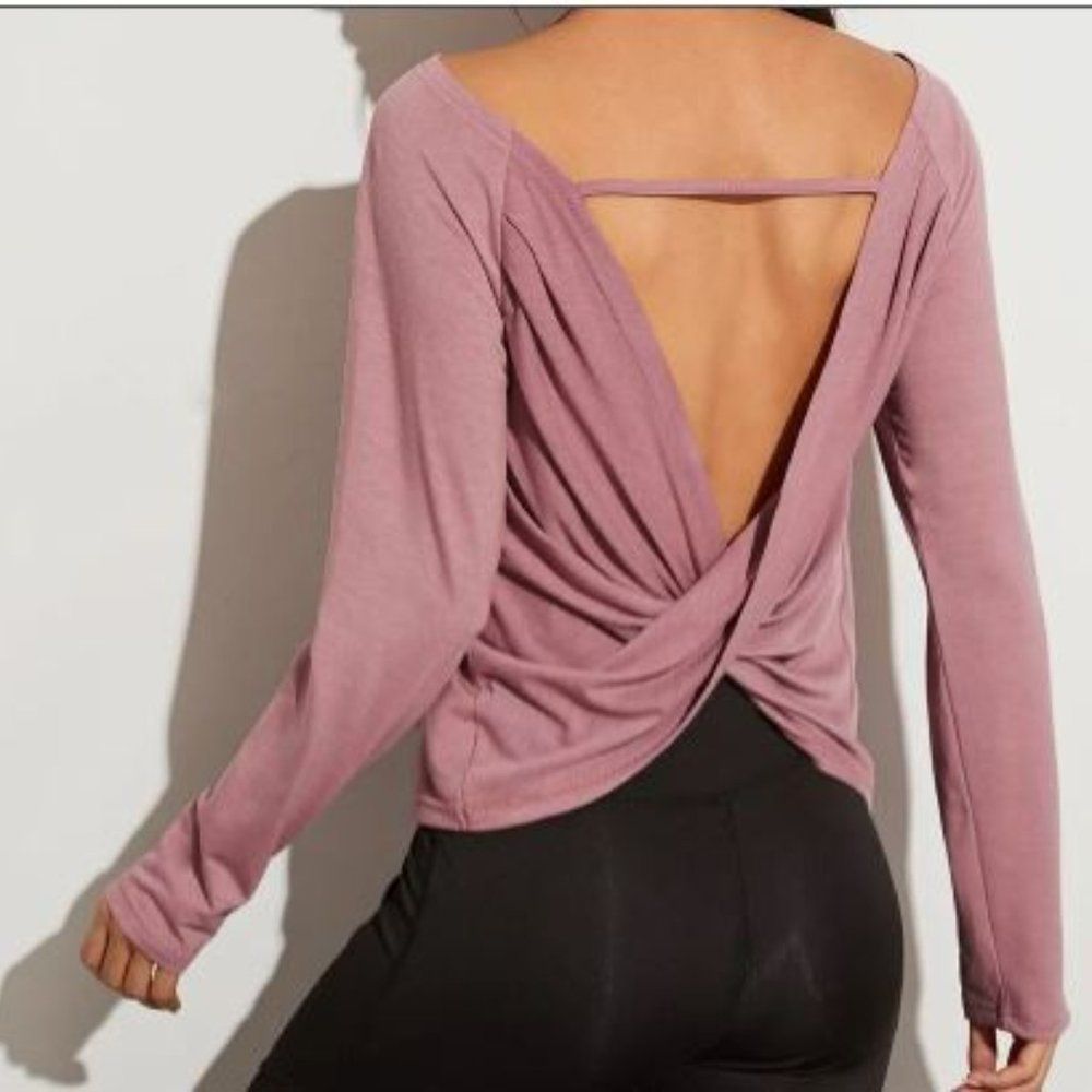 SHEIN Backless Sports Tee - Picture 5 of 5